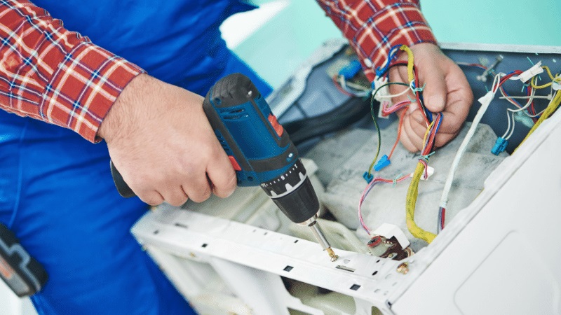 Şehzadeler Fujitsu Fujitsu çamaşır makinesi kart tamiri – Su almama arızası orijinal parça ile giderildi. - Teknik servis örneği